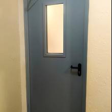 Остекленная дверь EI 60, вид изнутри
