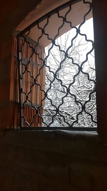 Сварная решетка на окно